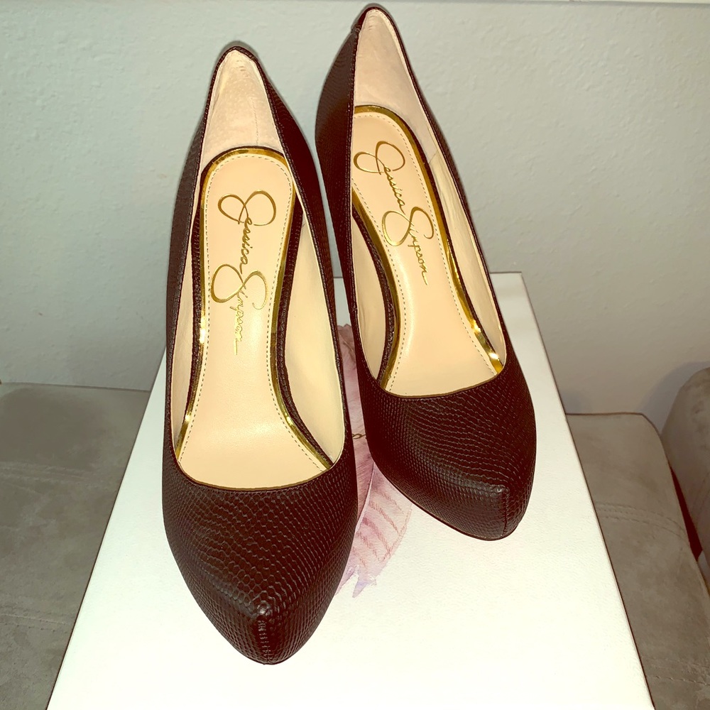 Jessica Simpson heels